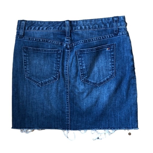 TOMMY Hilfiger Y2K 90s Denim Jean Miniskirt Frayed Hem Size 0 - Picture 2 of 6
